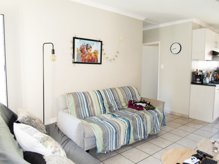 To Let 2 Bedroom Property for Rent in Amstelhof Western Cape